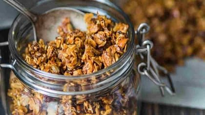 le-granola-je-le-prepare-a-la-maison-depuis-des-annees-bien-meilleur-et-plus-sain-que-celui-quon-achete