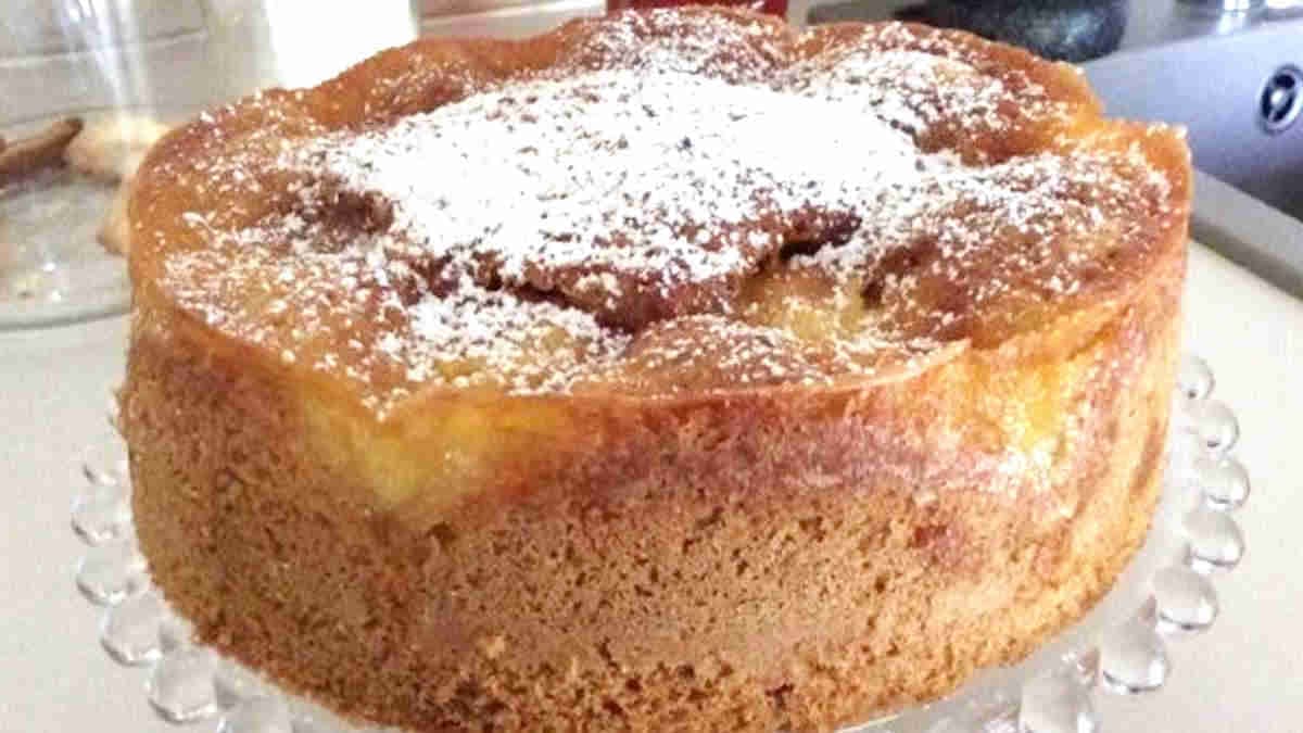 Voici le Gâteau aux pommes Coulant à souhait facile et rapide!!