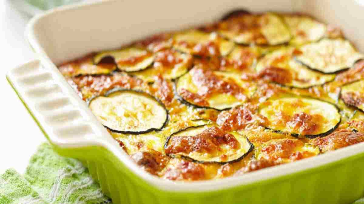 flan-de-courgettes-au-yaourt-une-recette-tres-savoureuse-et-legere-avec-seulement-220-calories