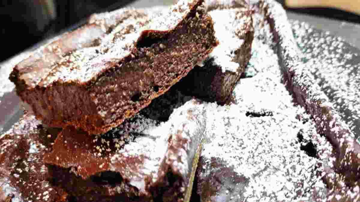 le-gateau-au-chocolat-super-dietetique-sans-farine-ni-beurre-ni-lait-il-ne-contient-que-60-kcal-par-tranche