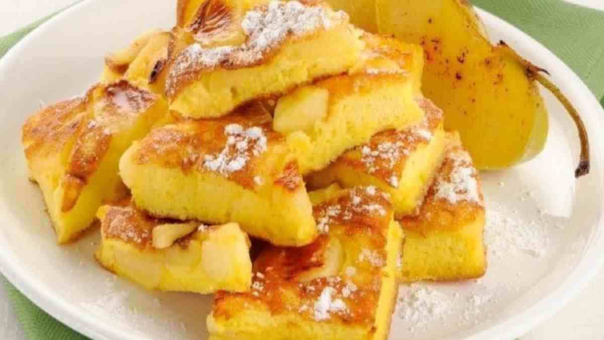 lomelette-sucree-aux-pommes-une-recette-delicieuse-rapide-et-dietetique-avec-seulement-100-calories-3