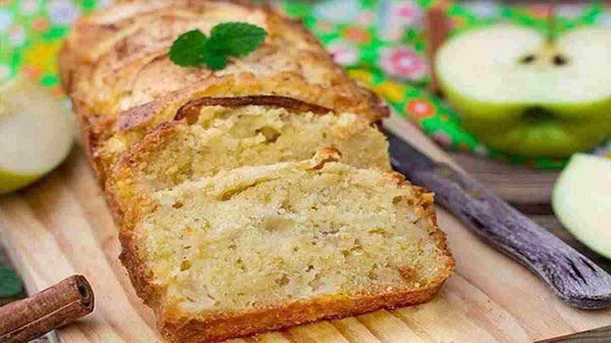 moelleux-aux-pommes-et-cannelle-de-cyril-lignac-un-cake-exquis-2