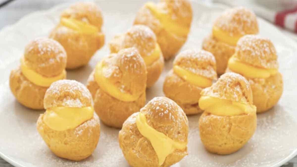 choux-a-la-creme-patissiere-dessert-savoureux