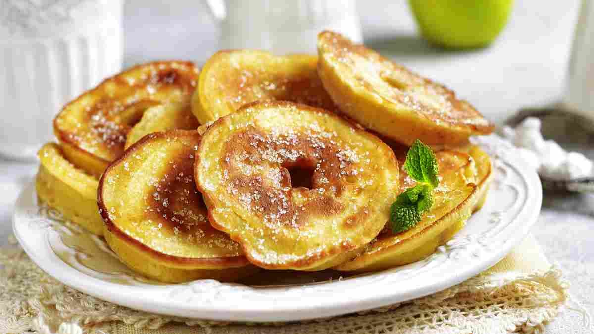 les-beignets-aux-pommes-sans-oeufs-ni-lait-pour-une-collation-savoureuse