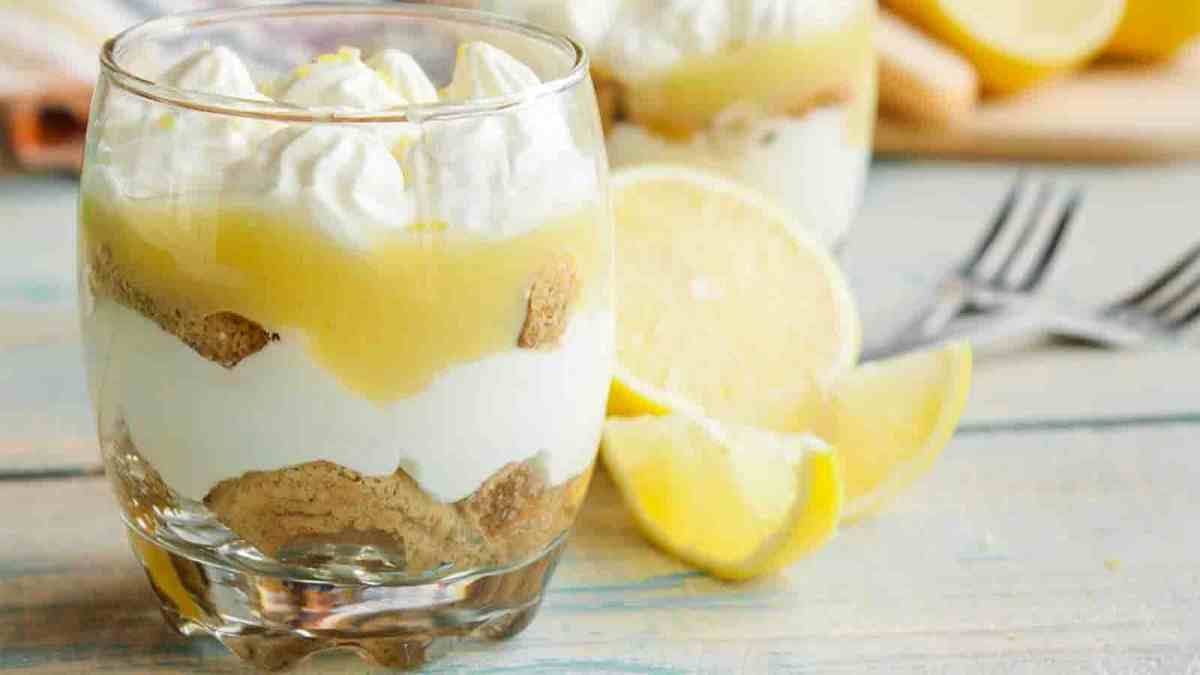 tiramisu-au-citron-sans-mascarpone-un-dessert-leger-en-verrine