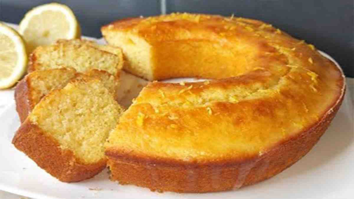 gateau-au-citron-sans-beurre-ni-lait-preparation-en-5-minutes